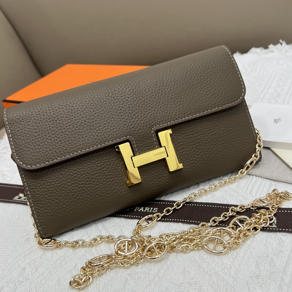 エルメス財布コピー正面デザイン